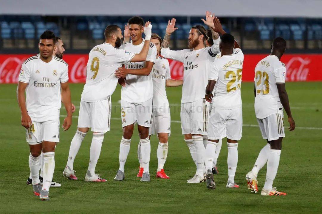 万宁女子高尔夫球公开赛任怡嘉夺冠