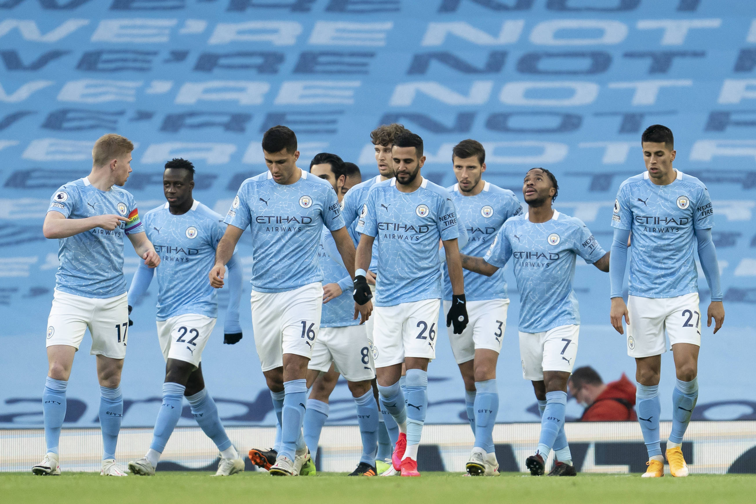 世界杯分组后夺冠新赔率：西班牙5.5领跑 英格兰第2 葡萄牙第6（世界杯分组揭晓后夺冠赔率更新：西班牙5.5领衔，英格兰第二，葡萄牙第六）