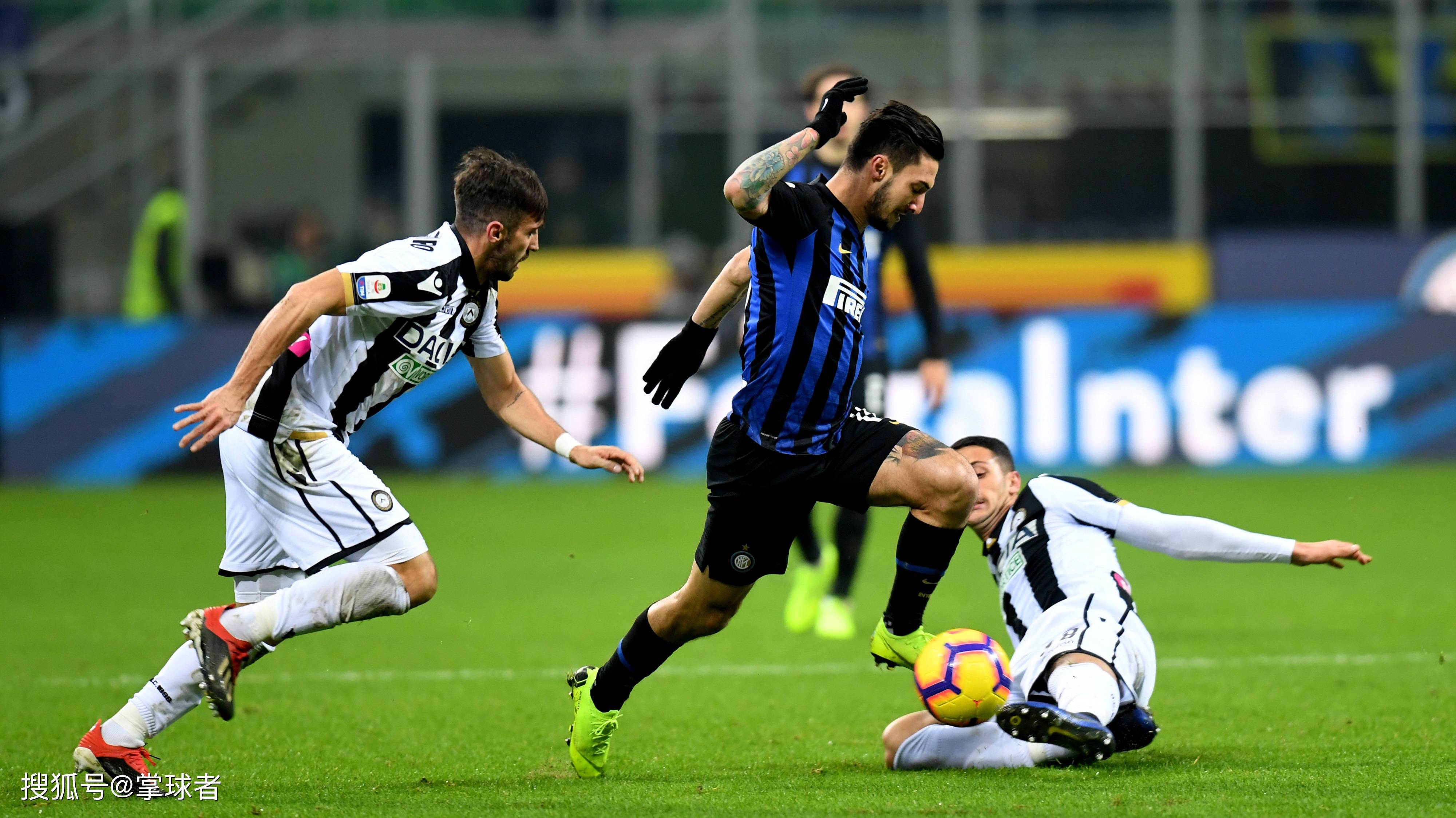 科尔谈库明加：还能看出有一些生疏感，但表现已经相当不错了（科尔：库明加仍有生疏之处，但发挥已可圈可点）